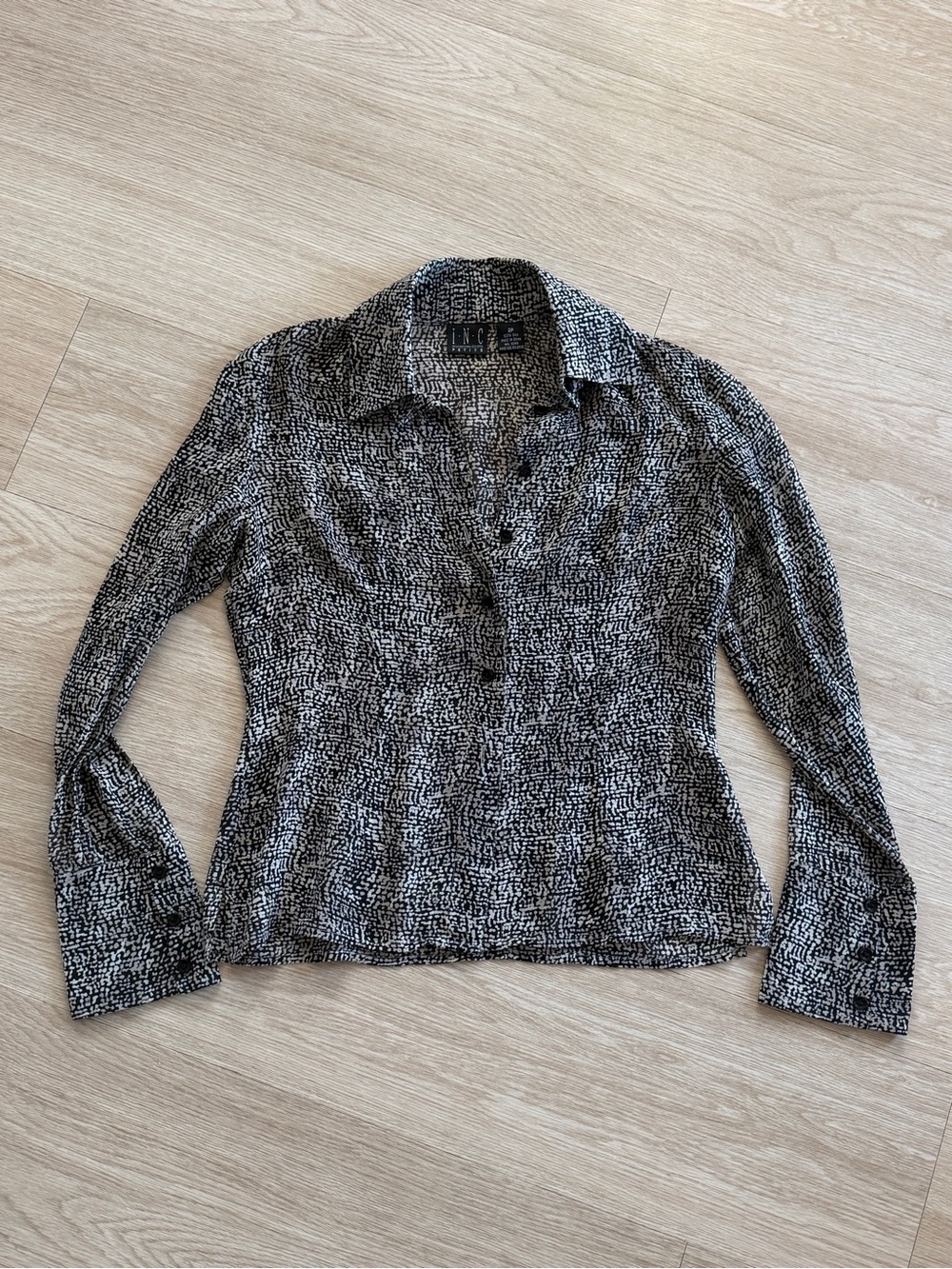 I.N.C. Petite 2P Black/Tan Silk Woven Abstract Button-Front Women’s Blouse